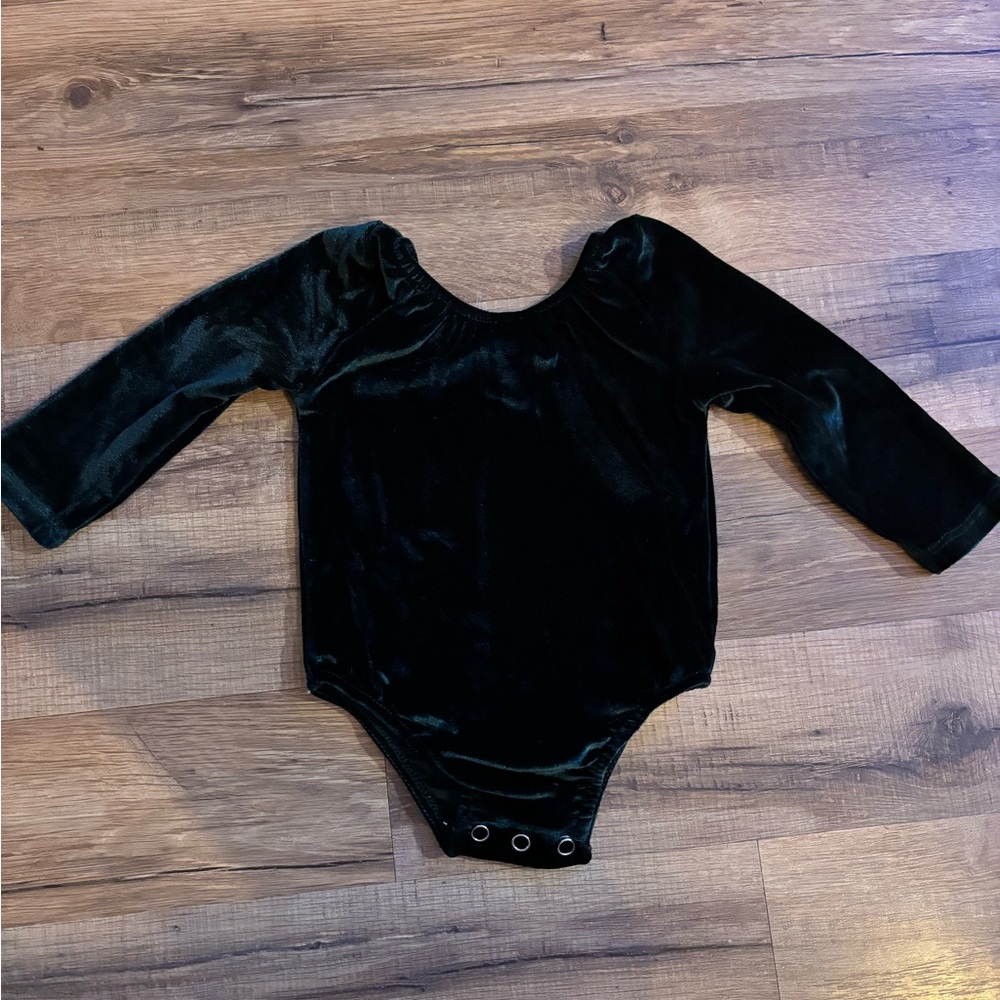 8 Assorted Baby Rompers 3-6mo - Picture 6 of 8